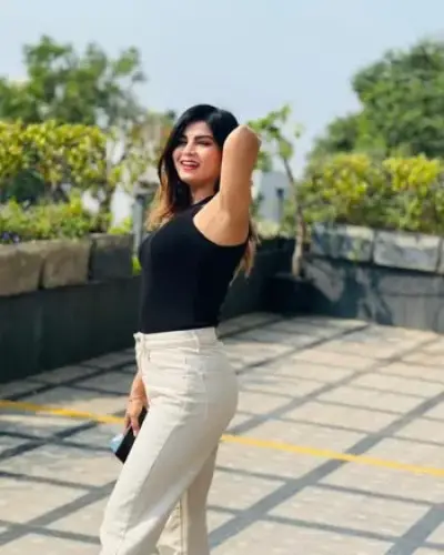 Call Girls Mauranipur Cash On Delivery